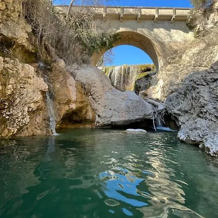 Sous Les Etoiles En Provence, Gite Les Grands Chenes Lurs Exterior photo