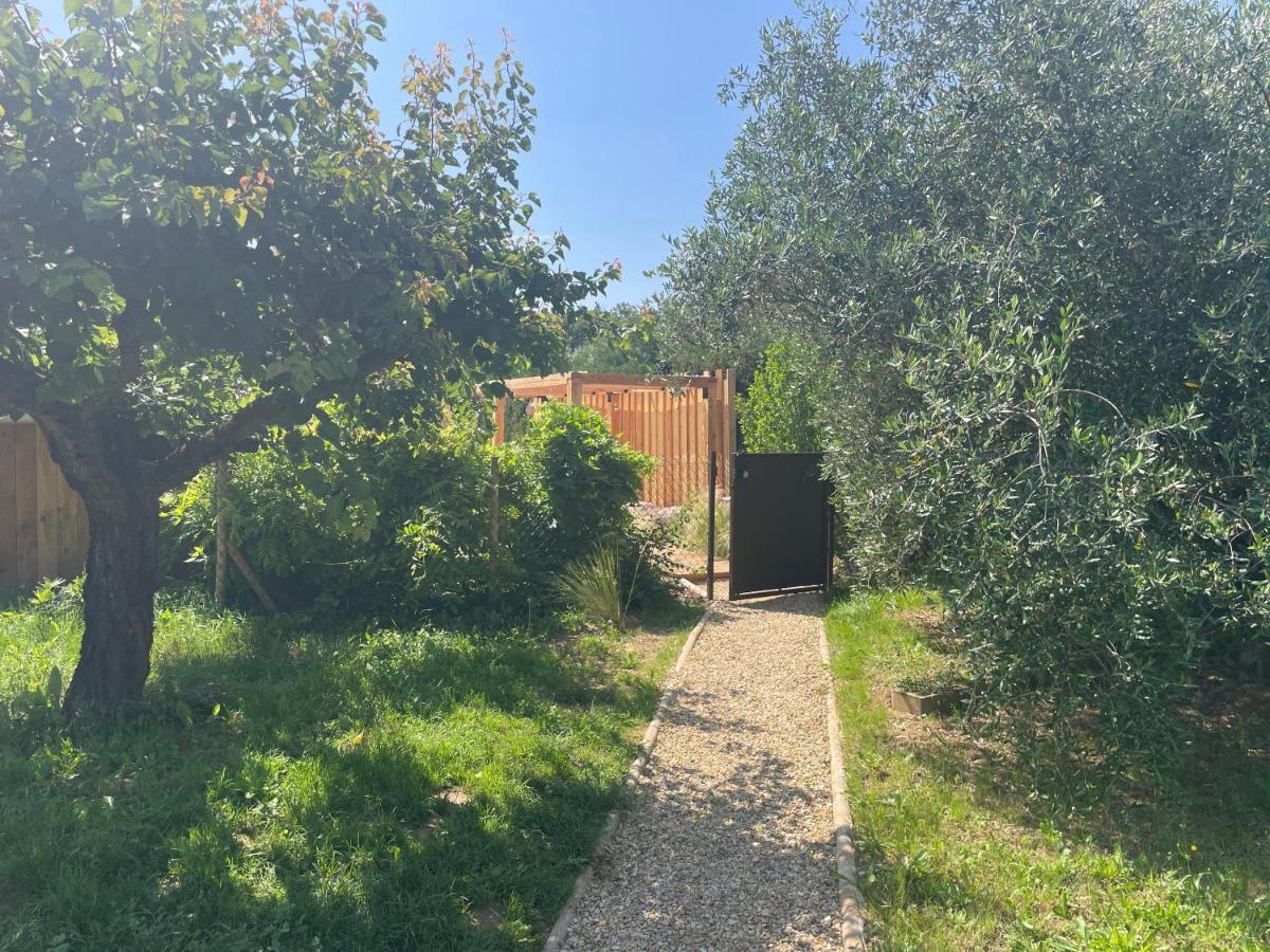 Holiday home Sous Les Etoiles En Provence, Les Grands Chenes *